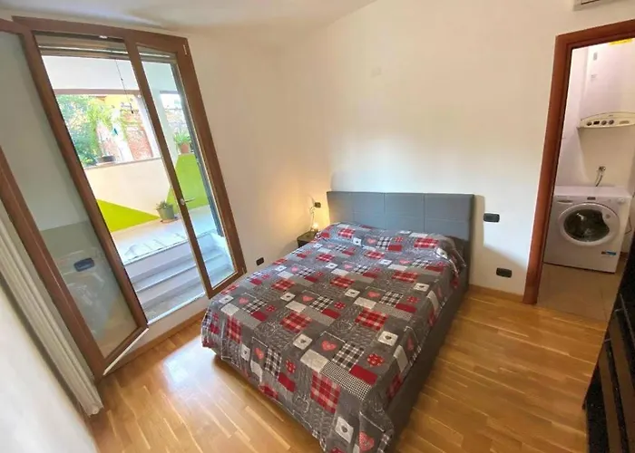 Conte Rosso House